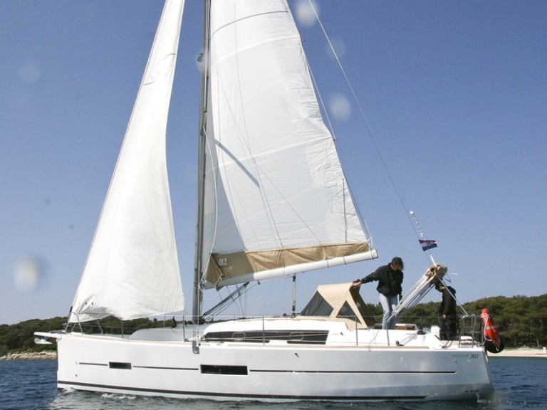 Charter a Dufour Dufour 382 Grand Large in Rogoznica on Samboat