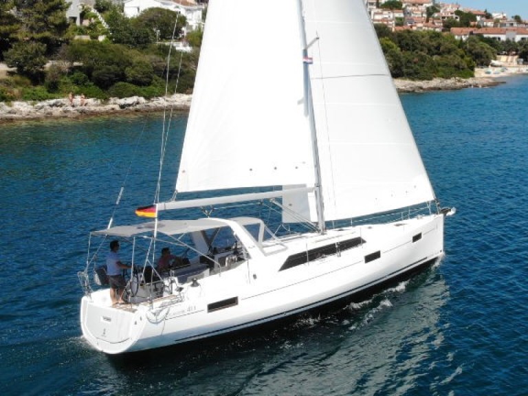 Charter a Bénéteau Oceanis 41.1 in Rogoznica on Samboat