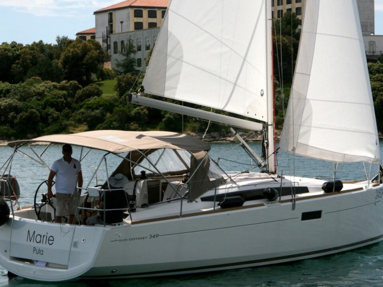 Charter a Jeanneau Sun Odyssey 349 in Pula on Samboat