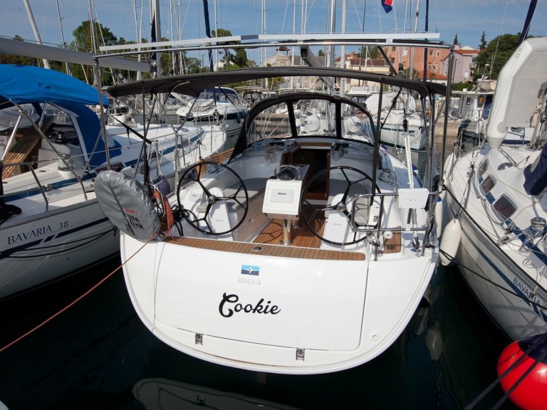 Hire a Bavaria Cruiser 34 Style Zadar