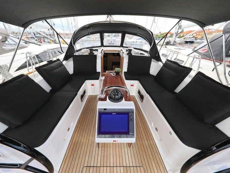 Yacht charter Biograd na Moru - Bavaria Cruiser 46 on SamBoat