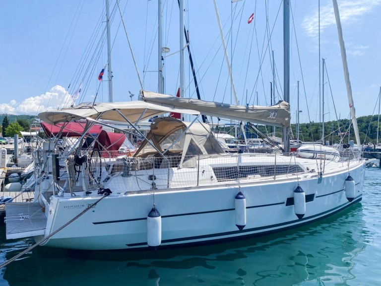 Sailboat to hire Portorož at the best price