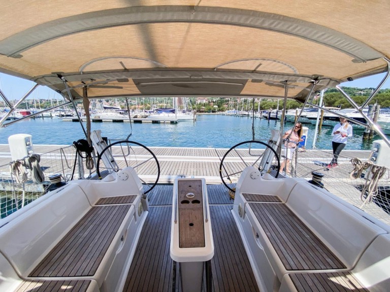 Hire a Dufour Dufour 382 Grand Large Portorož