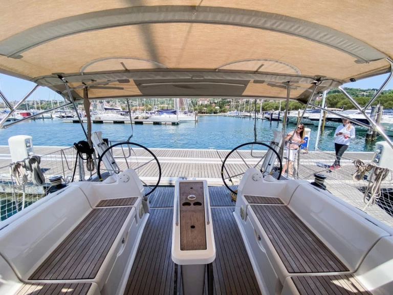 Hire a Dufour Dufour 382 Grand Large Portorož