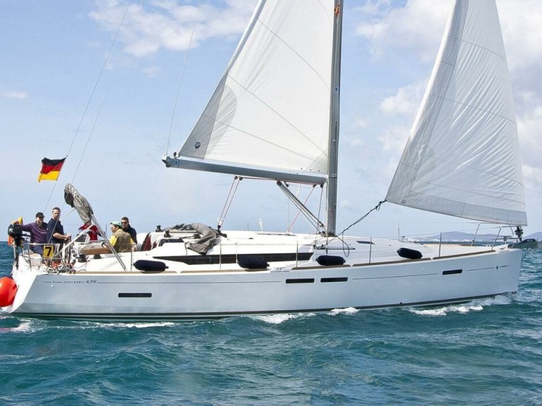 Hire a Jeanneau Sun Odyssey 439 Pula
