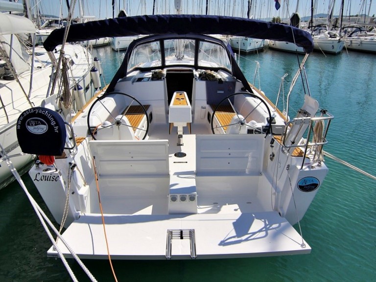 Yacht charter Sukošan - Dufour Dufour 382 Grand Large on SamBoat