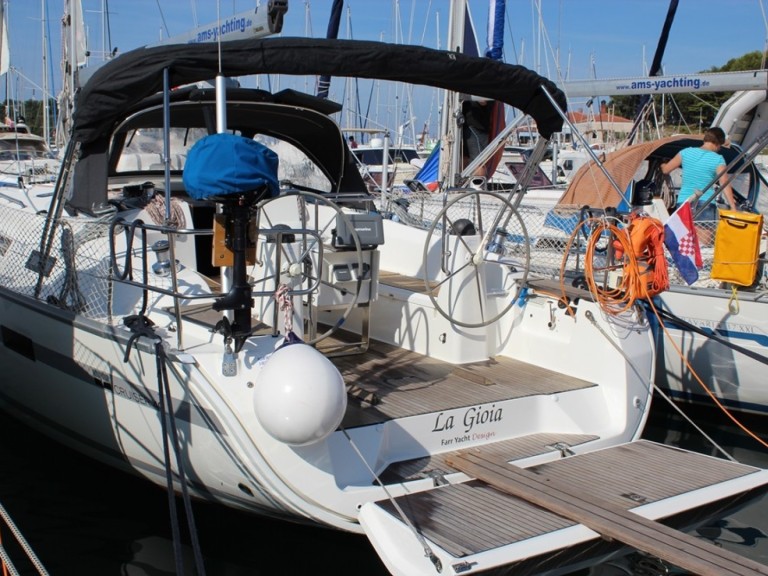 Sailboat to hire Vrsar at the best price