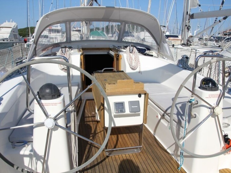 Hire a Bavaria Cruiser 40 Vrsar