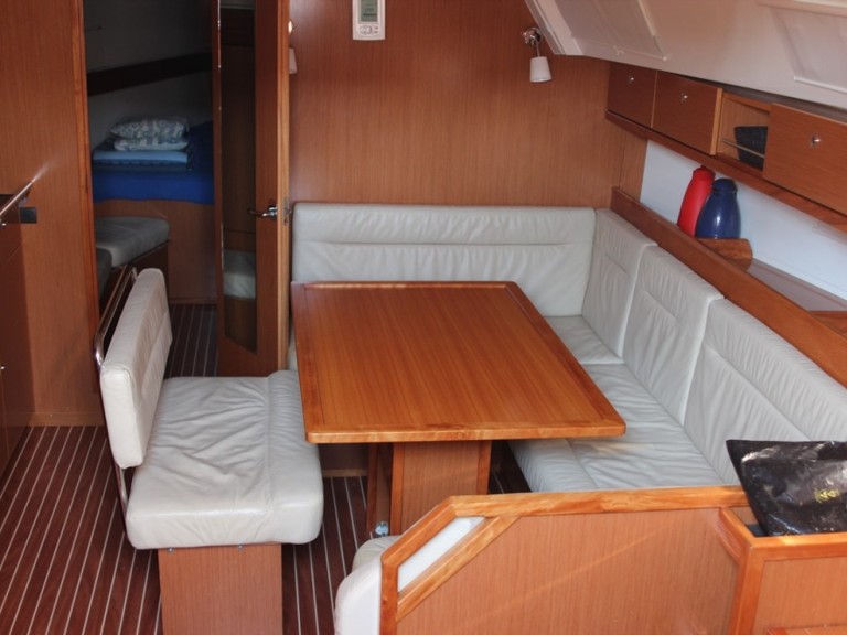Yacht hire Vrsar cheap Cruiser 40