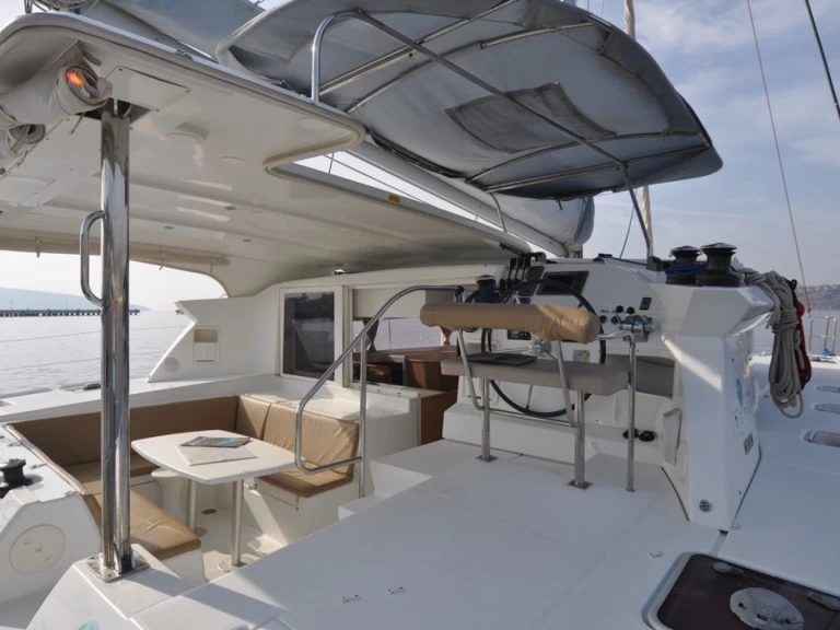 Lagoon Lagoon 421 charter bareboat or skippered in  Turgutreis