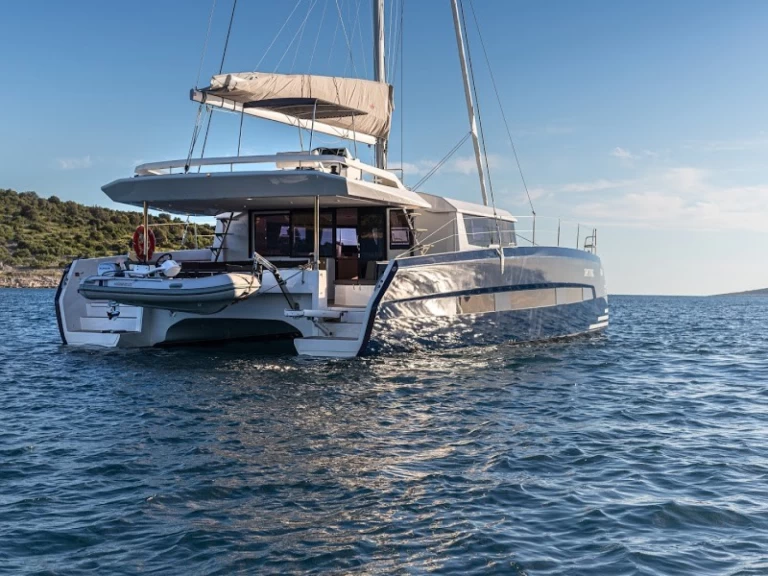 Catamaran to hire Primošten at the best price