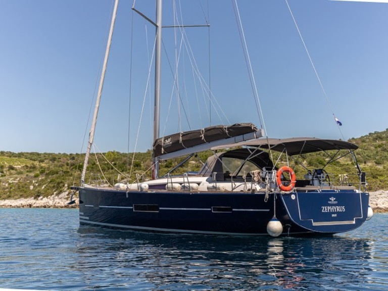 Charter a Dufour Dufour 520 Grand Large in Primošten on Samboat