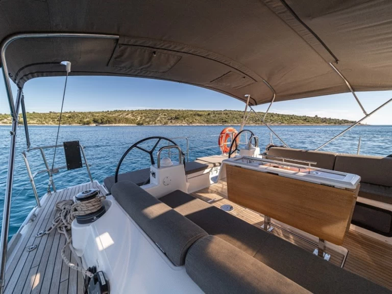 Hire a Dufour Dufour 520 Grand Large Primošten