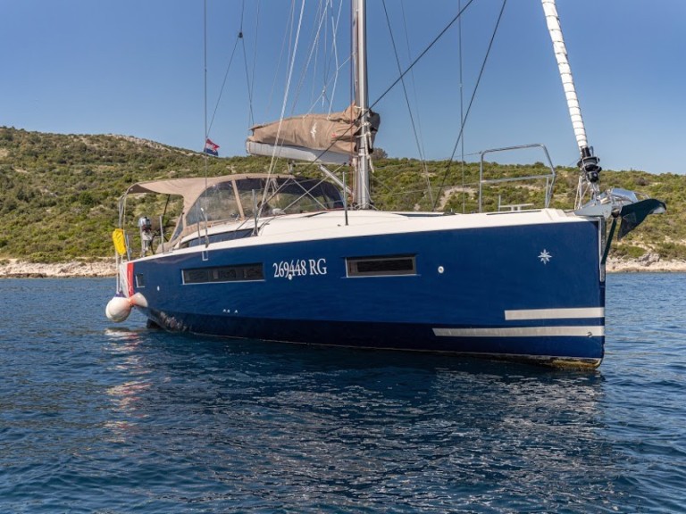 Hire a Jeanneau Sun Odyssey 490 Primošten