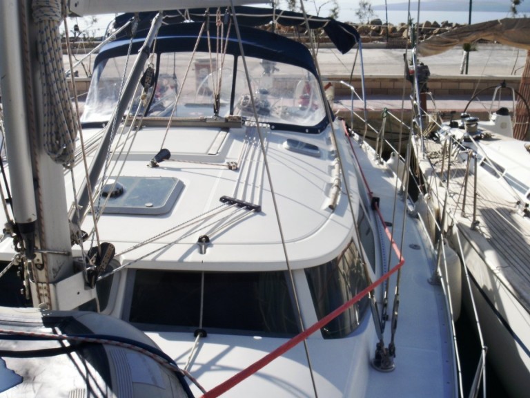 Jeanneau Sun Odyssey 43 DS charter bareboat or skippered in  Betina