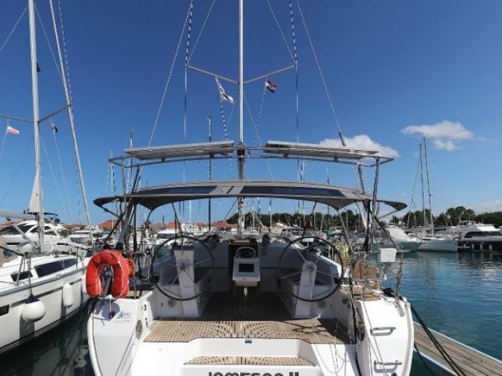Yacht charter Zadar - Bavaria Cruiser 46 on SamBoat