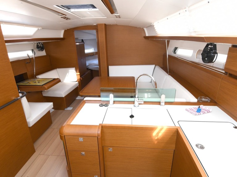 Yacht hire Komolac cheap Sun Odyssey 419
