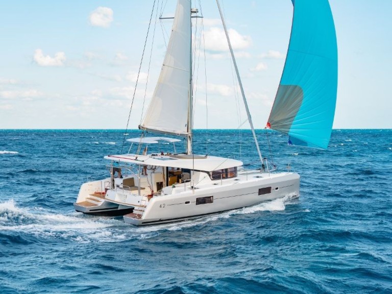 Catamaran to hire Primošten at the best price