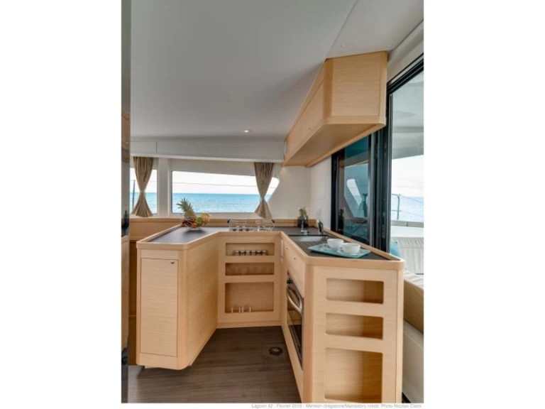 Hire Catamaran with or without skipper Lagoon Primošten