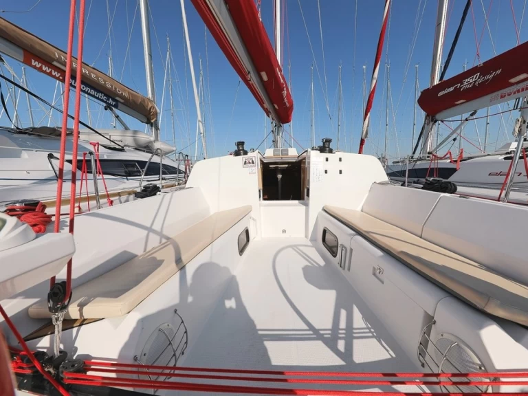 Yacht hire Biograd na Moru cheap Elan 350 Performance