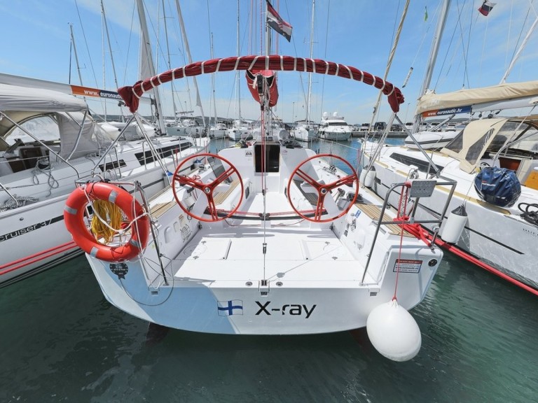 Hire Sailboat with or without skipper Elan Biograd na Moru