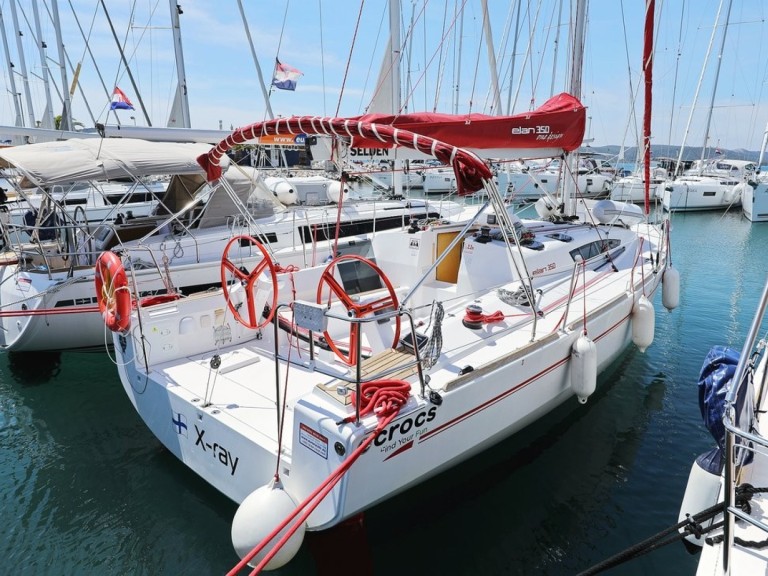 Yacht charter Biograd na Moru - Elan Elan 350 Performance on SamBoat