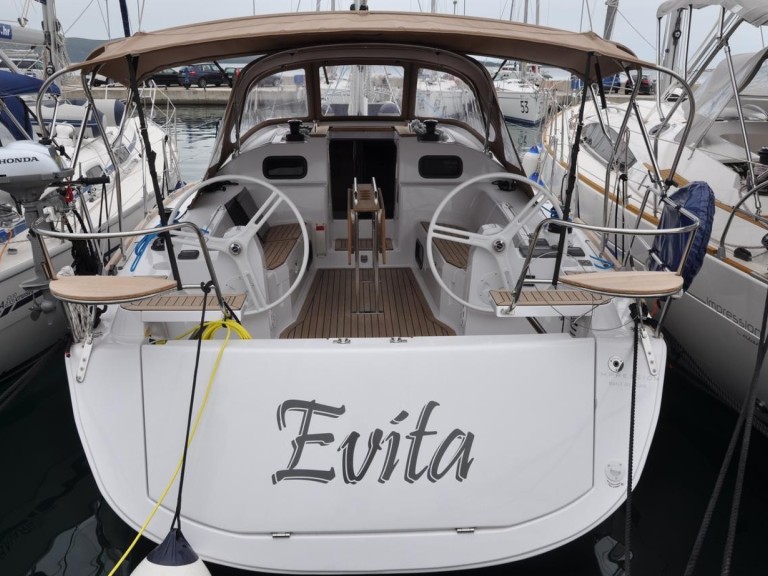 Hire a Elan Impression 40 Biograd na Moru