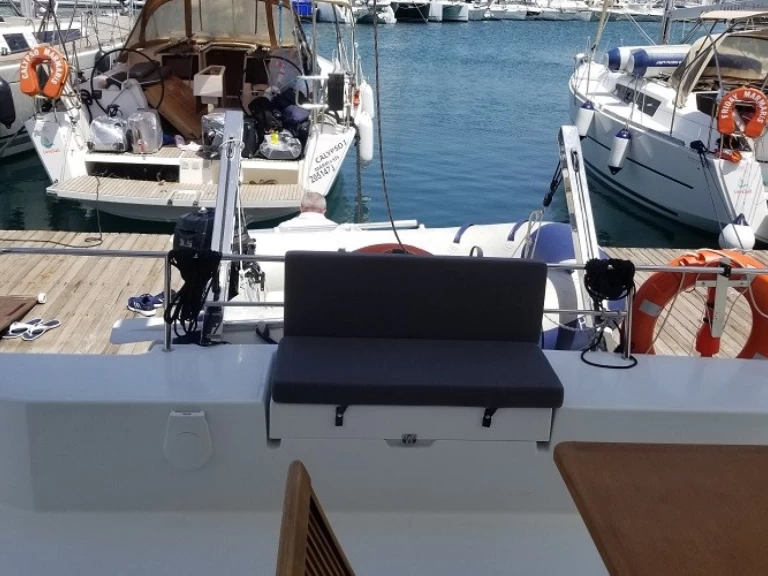 Hire a Fountaine Pajot Lucia 40 Fethiye