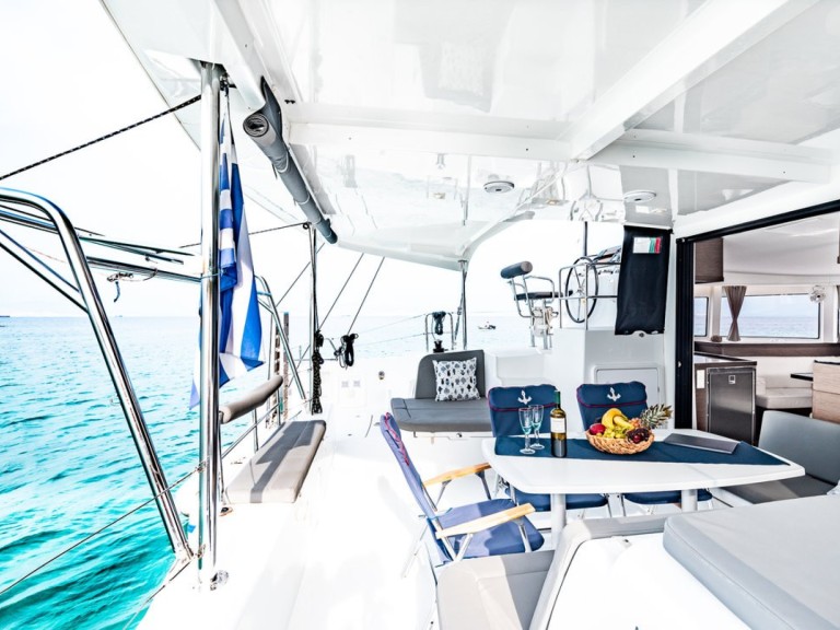 Hire Catamaran with or without skipper Lagoon Alimos