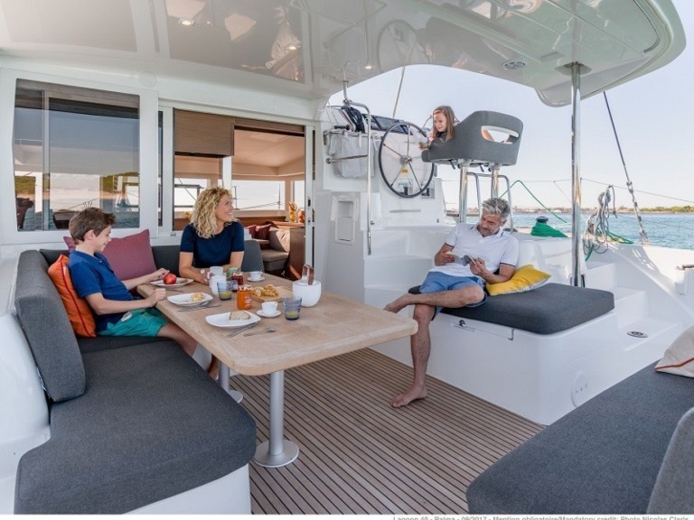 Yacht charter Anse Marcel - Lagoon Lagoon 40 on SamBoat