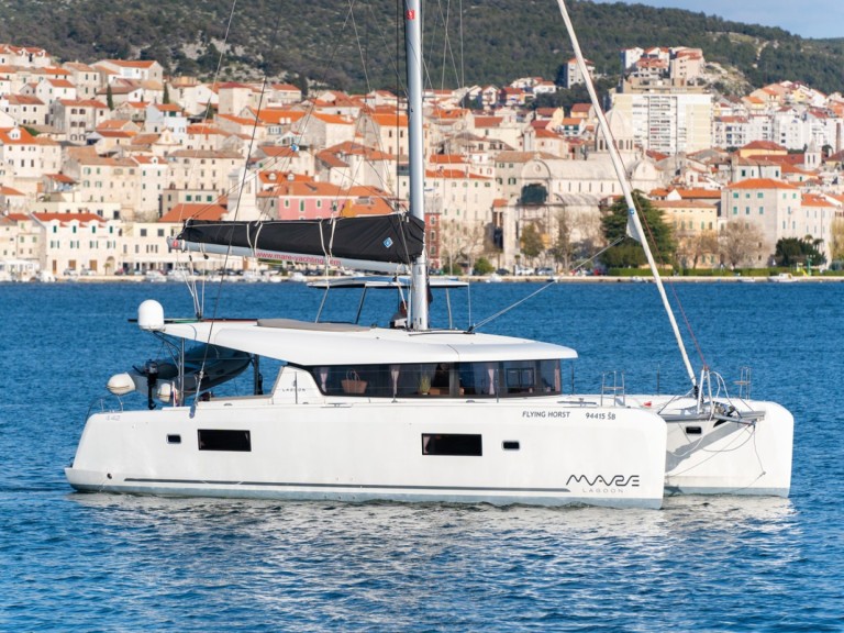 Yacht charter Šibenik - Lagoon Lagoon 42 on SamBoat