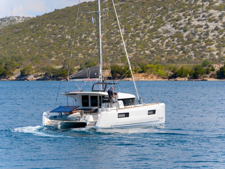 Yacht charter Šibenik - Lagoon Lagoon 40 on SamBoat