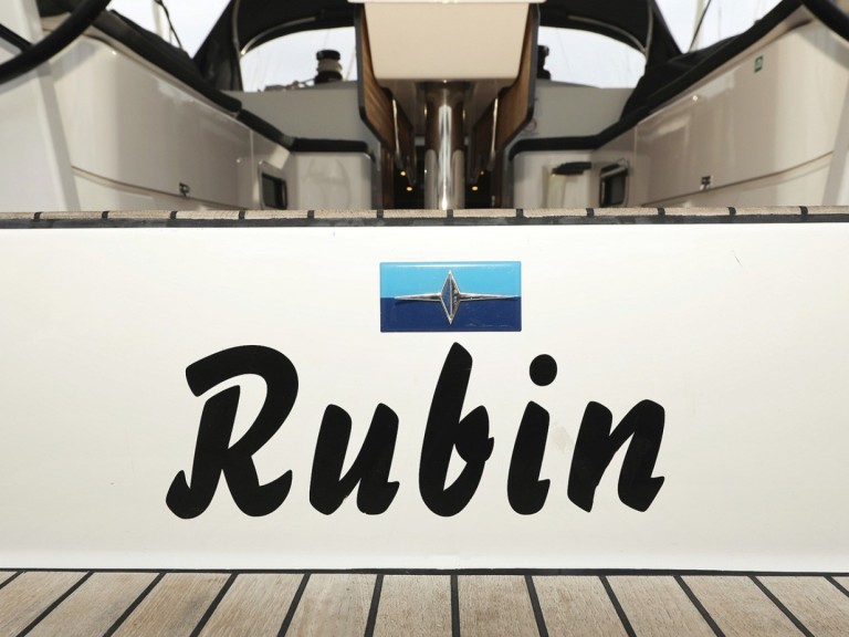 Sailboat hire in Biograd na Moru - Bavaria Cruiser 46