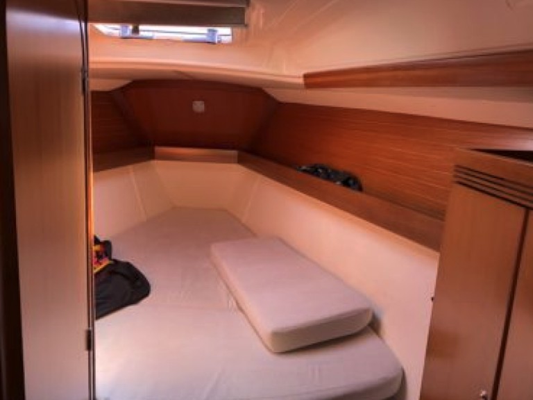 Yacht charter Port-Haliguen - Dufour Dufour 40 on SamBoat
