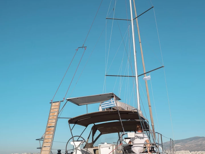 Sailboat to hire Lefkáda at the best price