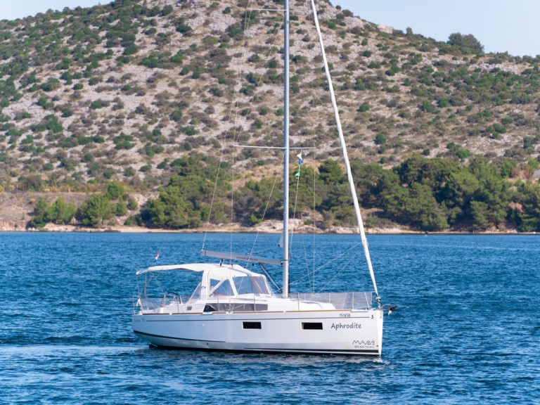 Bénéteau Oceanis 38 charter bareboat or skippered in  Šibenik