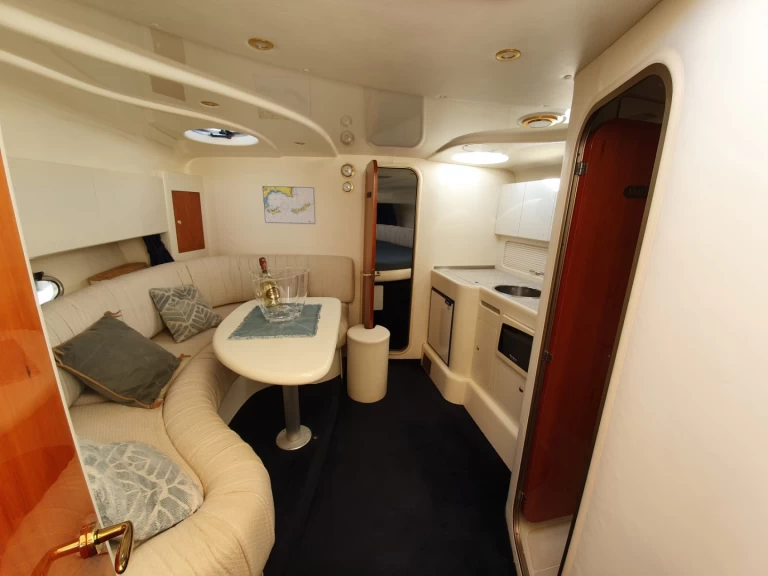 Yacht hire Saint-Tropez cheap Zaffiro 34