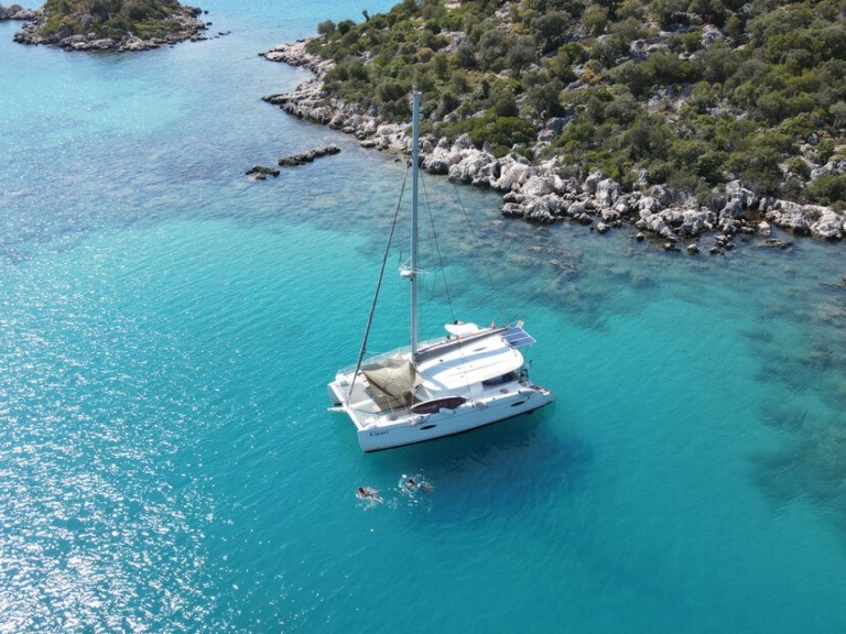 Hire Catamaran with or without skipper Fountaine Pajot Kaş