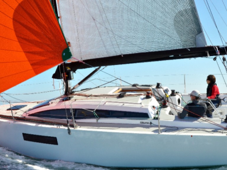 Yacht charter La Trinité-sur-Mer - RM RM 9.70 BIQUILLE on SamBoat