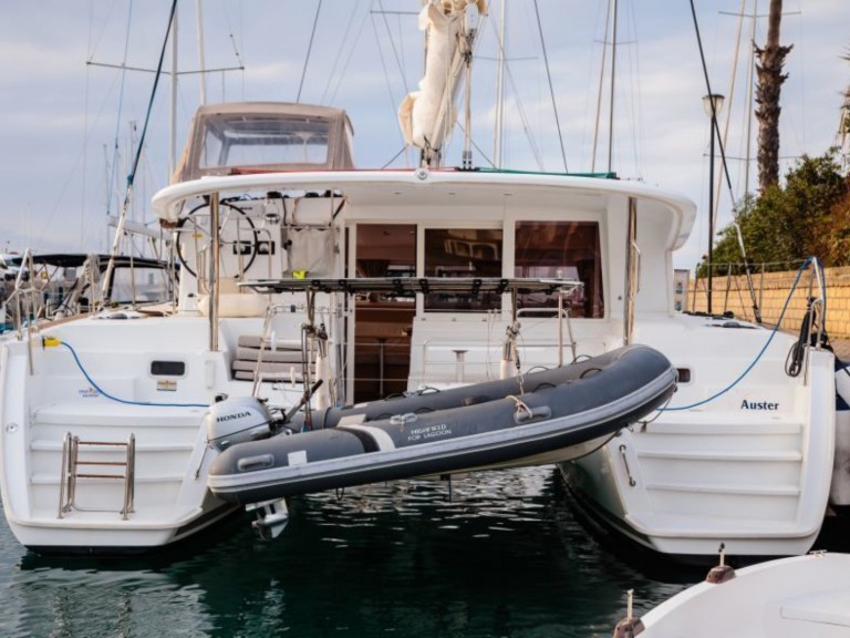 Hire a Lagoon Lagoon 400 S2 Punta Ala