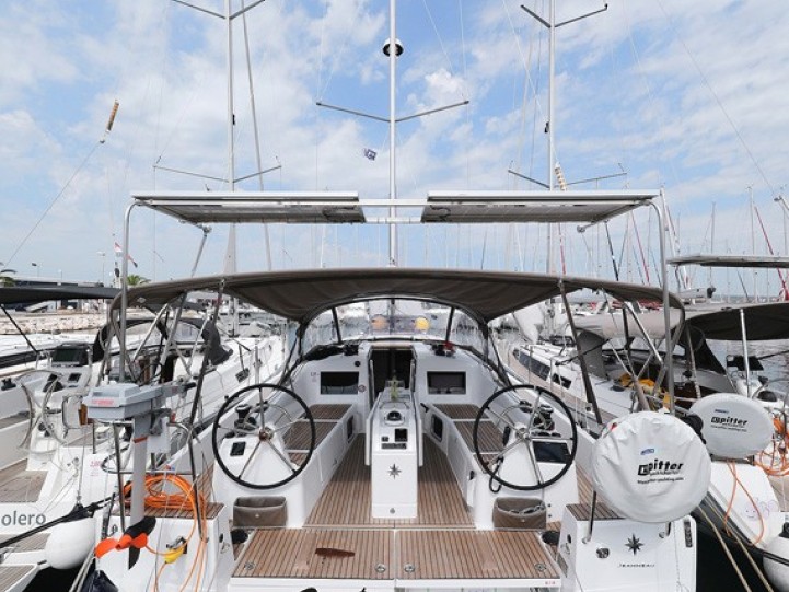 Charter a Jeanneau Sun Odyssey 410 in Biograd na Moru on Samboat