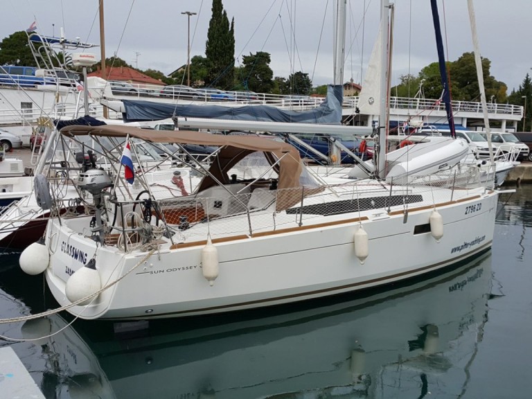 Yacht charter Zadar - Jeanneau Sun Odyssey 349 on SamBoat