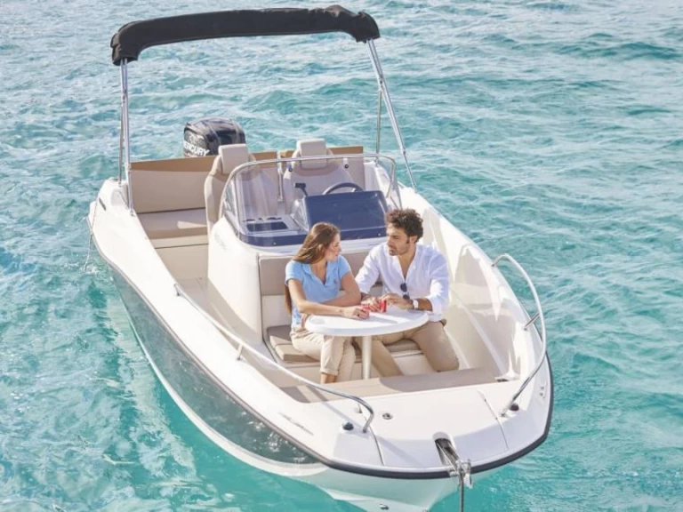 Motorboat hire in Platja d'Aro - Quicksilver Quicksilver 605 Open