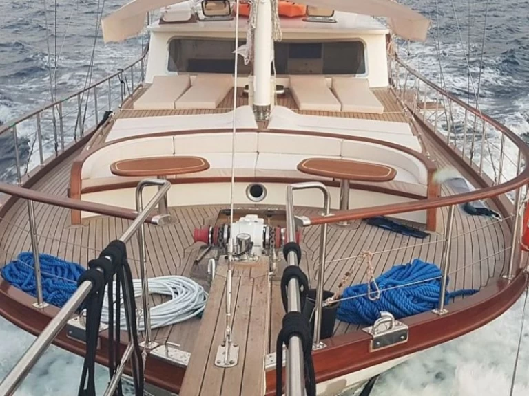 Sailboat hire in Bodrum - Custom Made Gulet