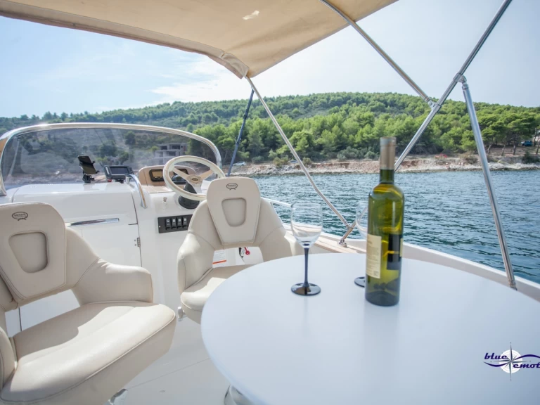 Sessa Marine Sessa Marine Key Largo 20 charter bareboat or skippered in  Trogir