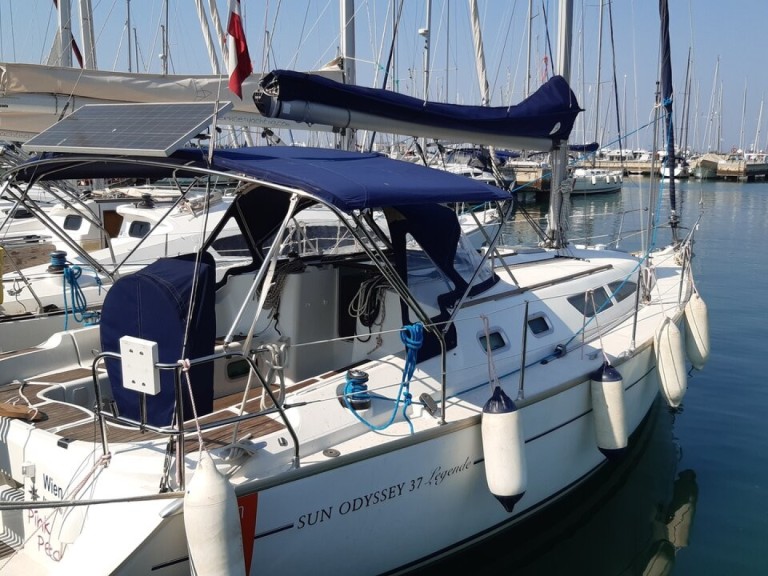 Yacht hire Izola cheap Sun Odyssey 37
