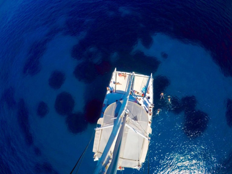 Hire Catamaran Levantin with a boat licence