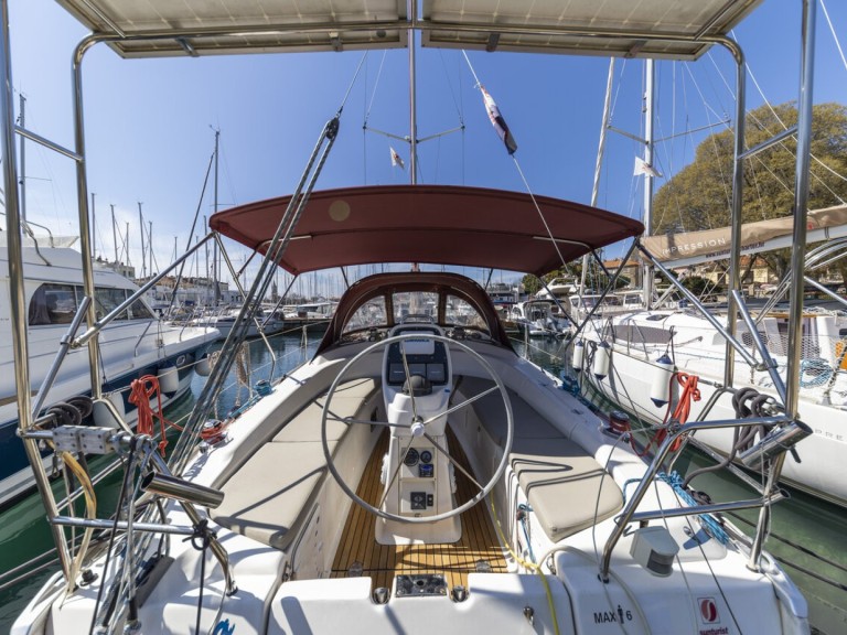 Sailboat hire in Zadar - Bavaria Bavaria 34 Cruiser - 2 cab.