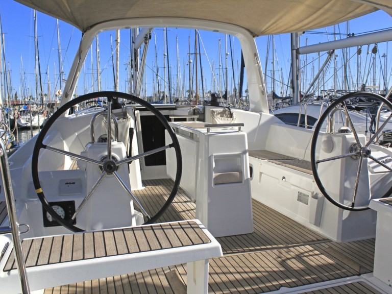 Sailboat to hire Palma de Mallorca at the best price