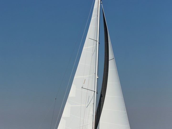 Sailboat to hire Šibenik at the best price